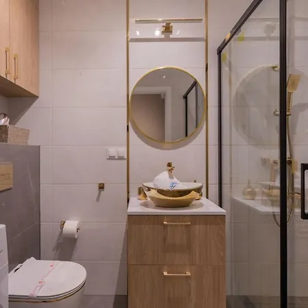 Park A3- Zloty Jelen- Z Dostepem Do Basenu, Sauny, Jacuzzi, Silowni شقة *